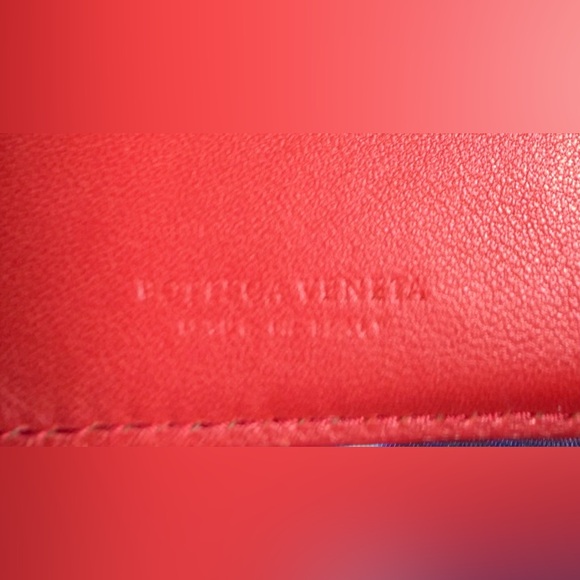 Bottega Veneta Intrecciato Leather Continental Wallet – Red Interior - Picture 2 of 11